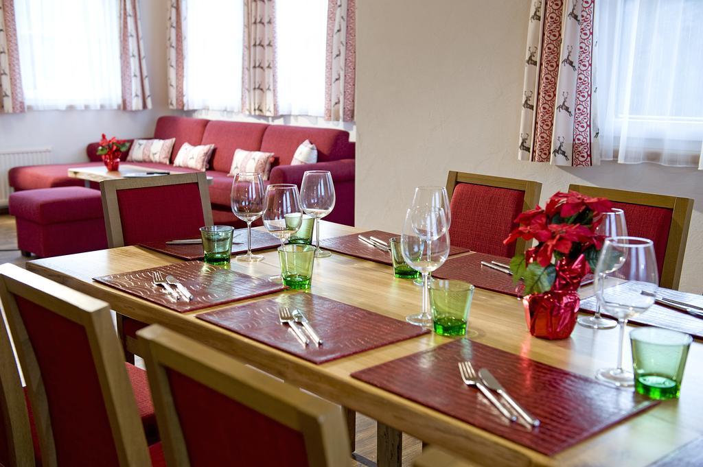 AlpenChalet Mitterberg Mariapfarr Zimmer foto