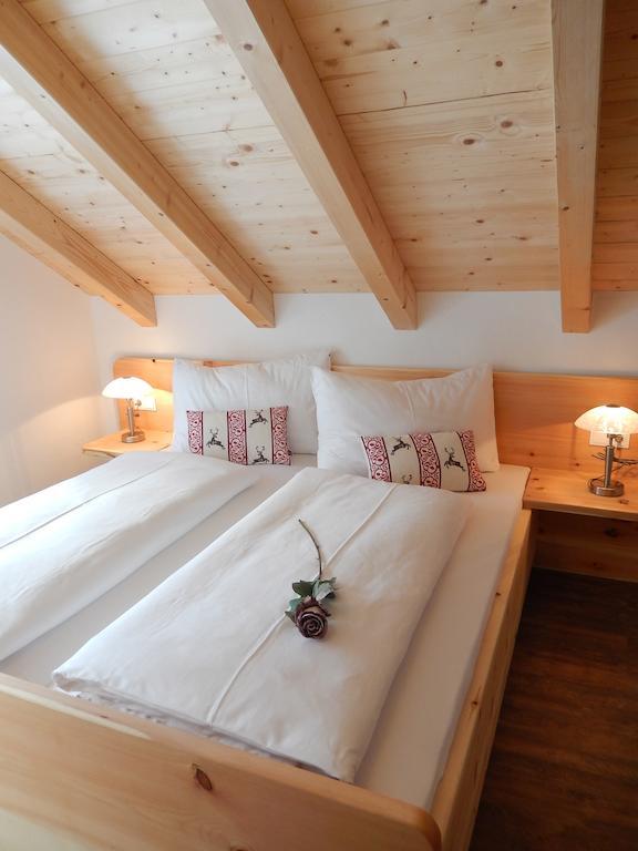 AlpenChalet Mitterberg Mariapfarr Zimmer foto